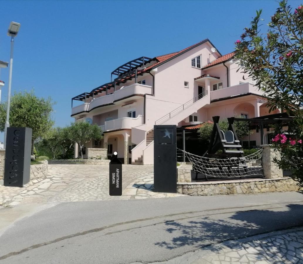 Apartmani Simon Lopar Buitenkant foto