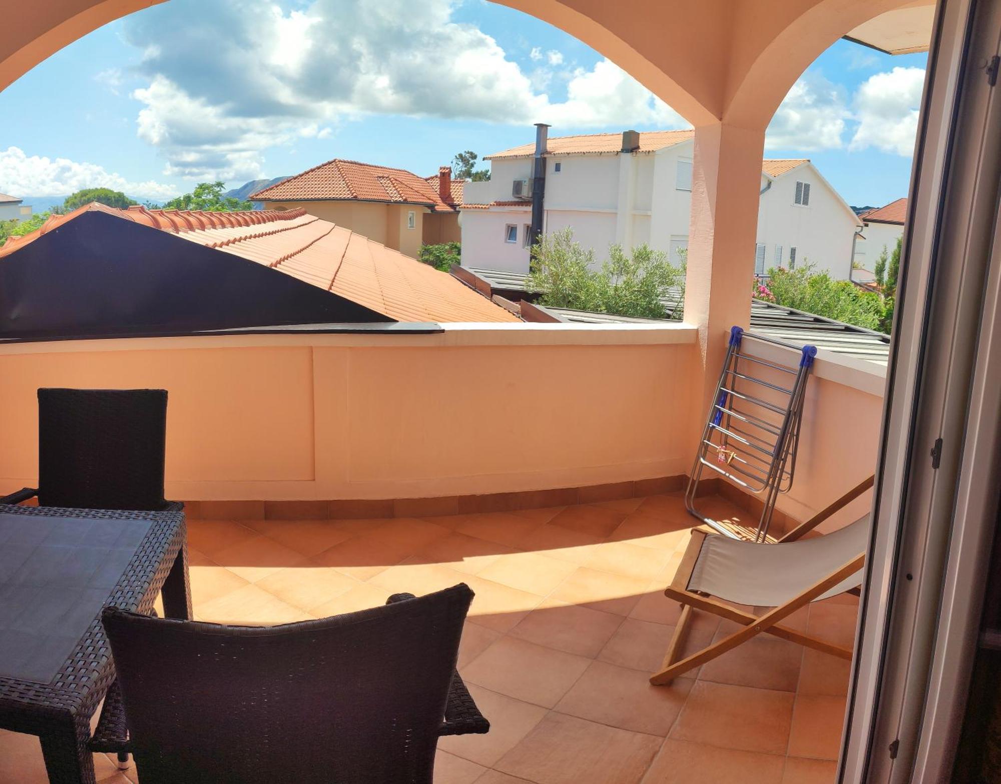 Apartmani Simon Lopar Buitenkant foto
