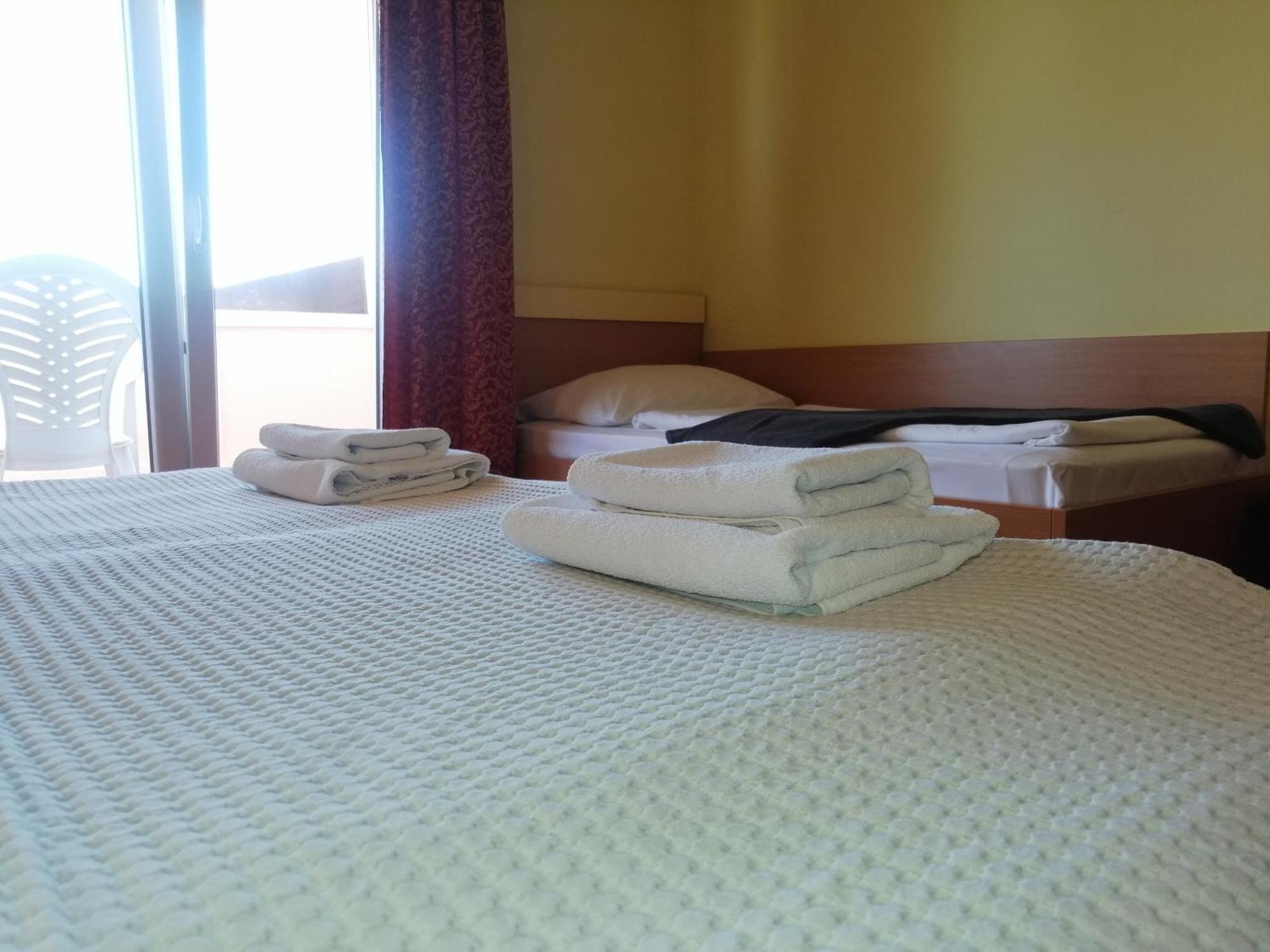 Apartmani Simon Lopar Kamer foto