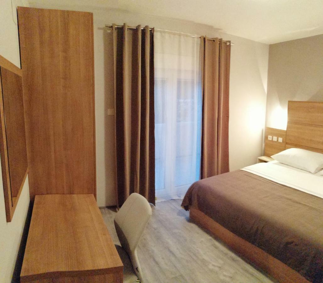 Apartmani Simon Lopar Buitenkant foto