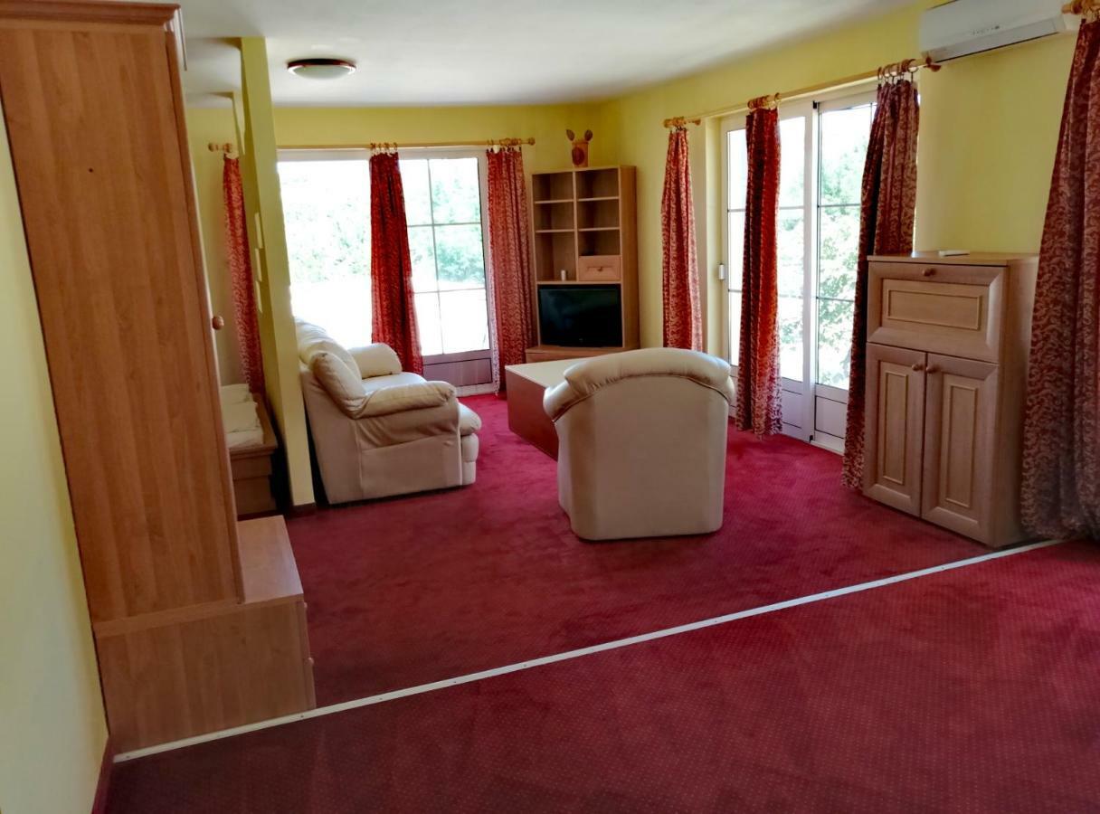 Apartmani Simon Lopar Kamer foto
