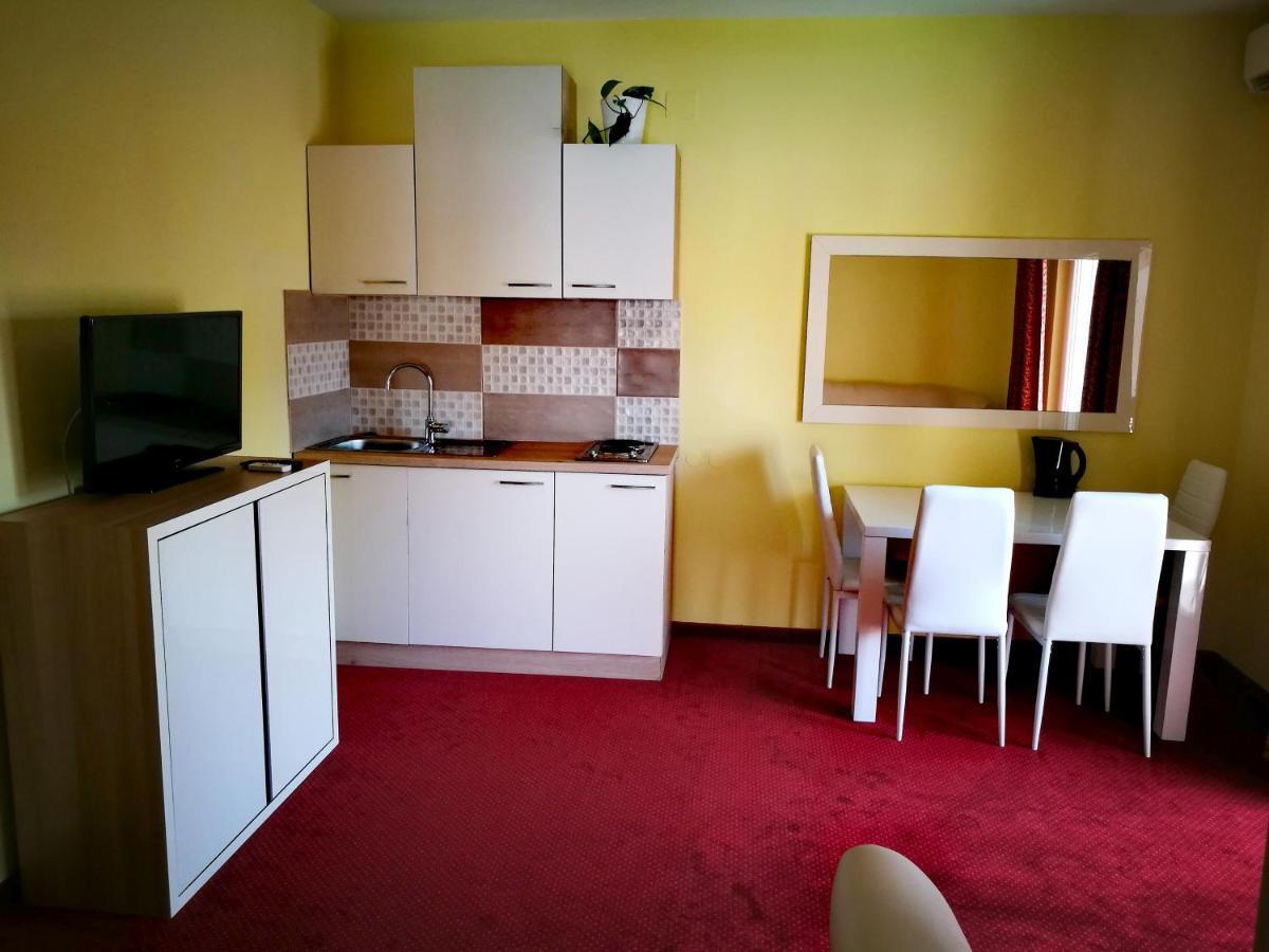 Apartmani Simon Lopar Buitenkant foto